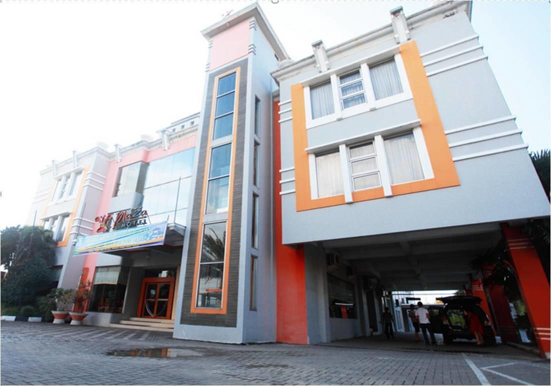 Hotel Horison Plaza Tegal Esterno foto